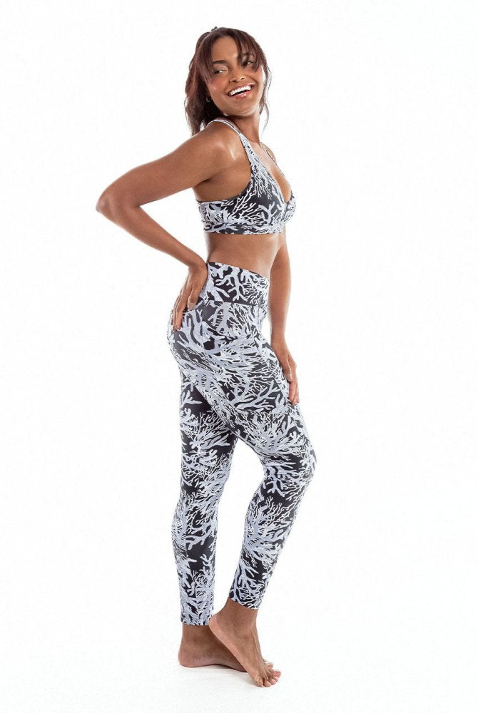 Leggings with Pockets - BLACK CORAL - lilikoiwear.com