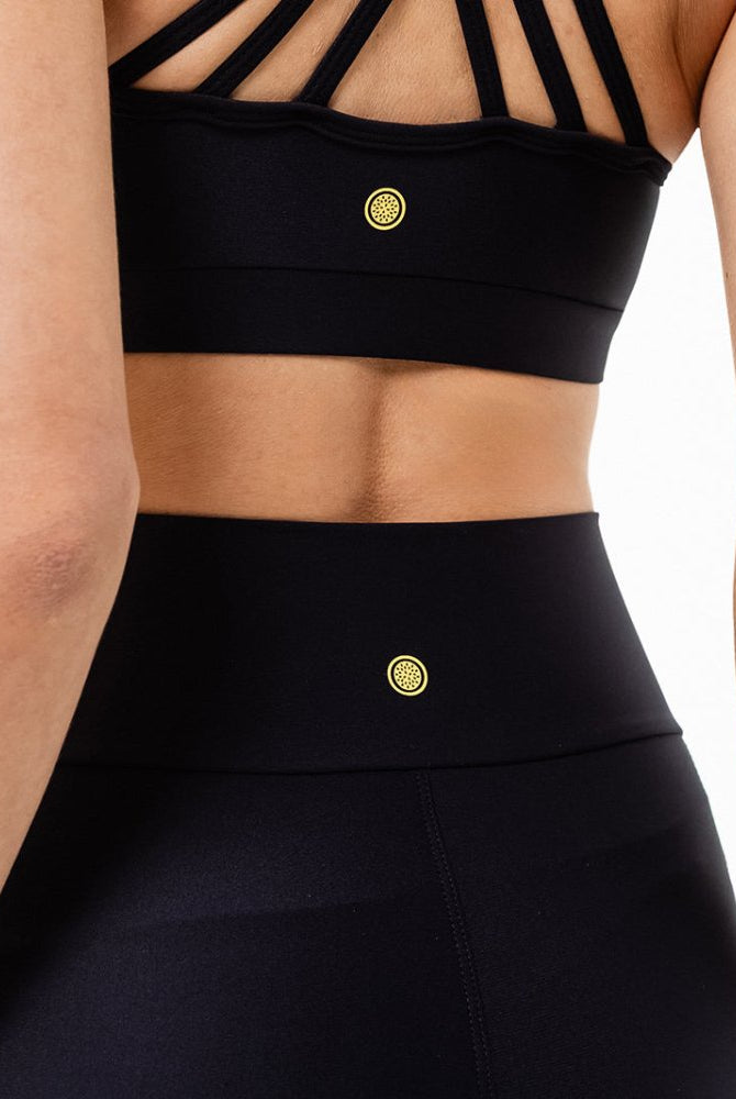 LEVITATE Clara Top - SOLID BLACK - lilikoiwear.com