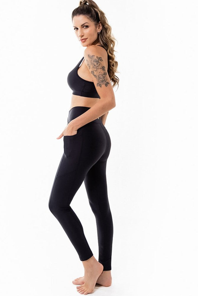 LEVITATE Leggings with Pockets - SOLID BLACK (with Hawaiian Islands) - lilikoiwear.com