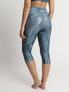 Capri Legging with Pockets - GRAPHIC BLUE - lilikoiwear.com