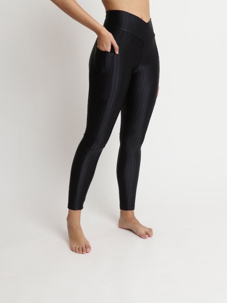 Leggings with Pockets - BLACK STRIPE - lilikoiwear.com