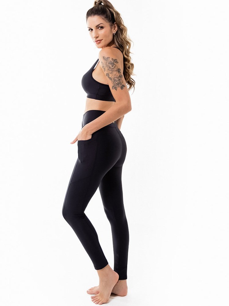 LEVITATE Leggings with Pockets - SOLID BLACK (with Hawaiian Islands) - lilikoiwear.com