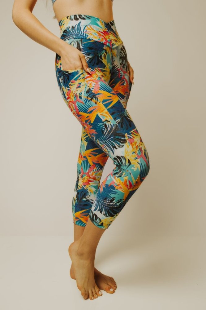 Ego Ellie Pink Printed Workout Performance Yoga Capri Leggings - Women