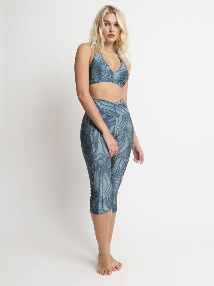 Capri Legging with Pockets - GRAPHIC BLUE - lilikoiwear.com