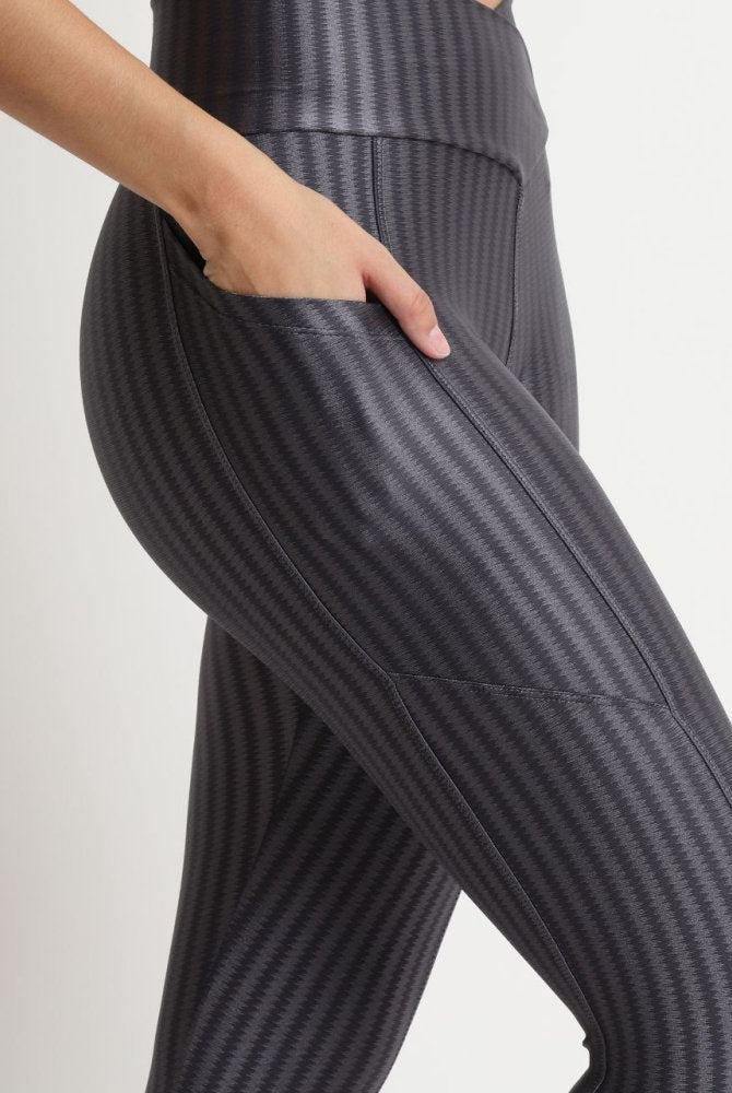 Capri Legging with Pockets - GREY STRIPE - lilikoiwear.com