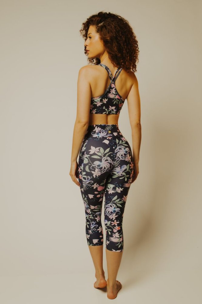 Capri Legging with Pockets - OCTOJELLY - lilikoiwear.com