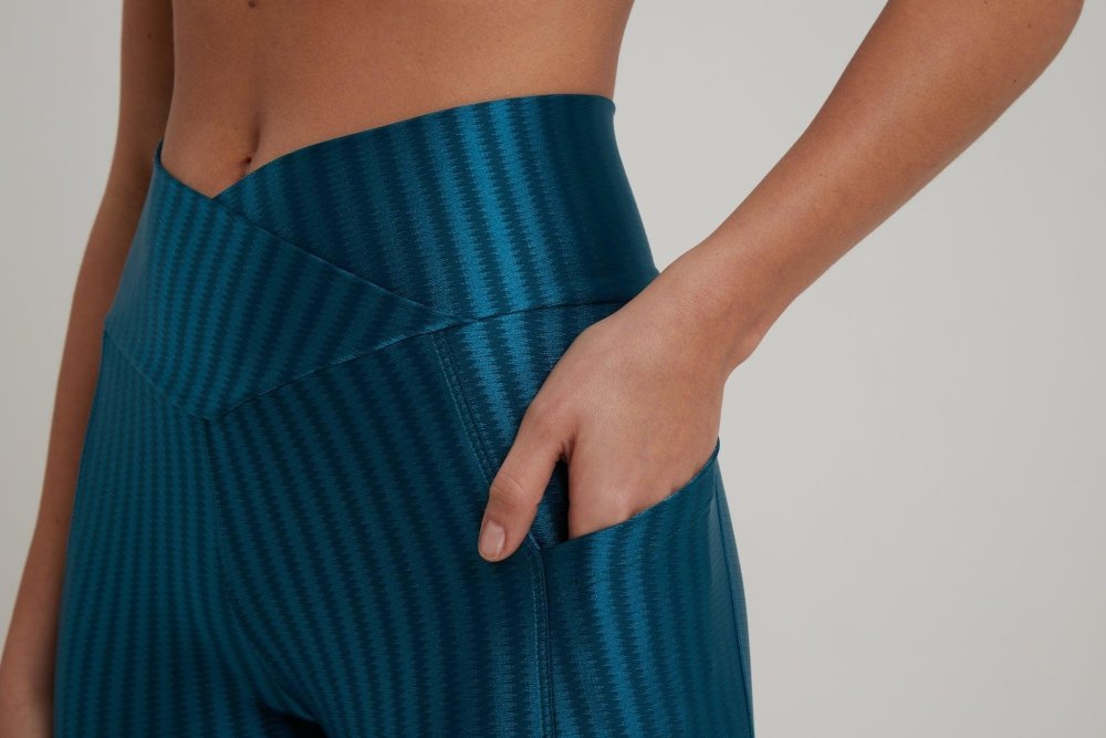 Leggings with Pockets - AQUA QUEEN - lilikoiwear.com